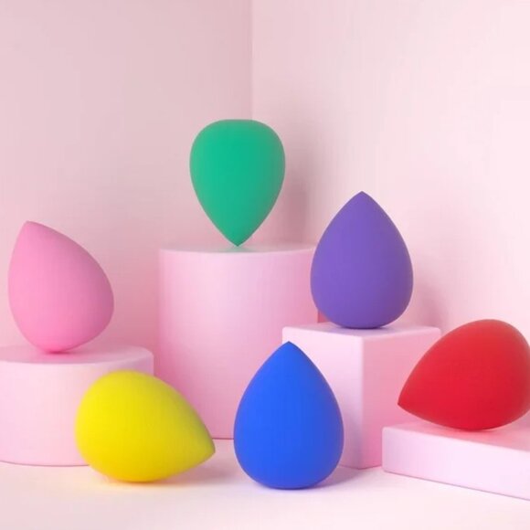 Raindrops Foundation Face Makeup Multiple Colors Sponges 6-Pieces Sponges - Picture 2 of 5